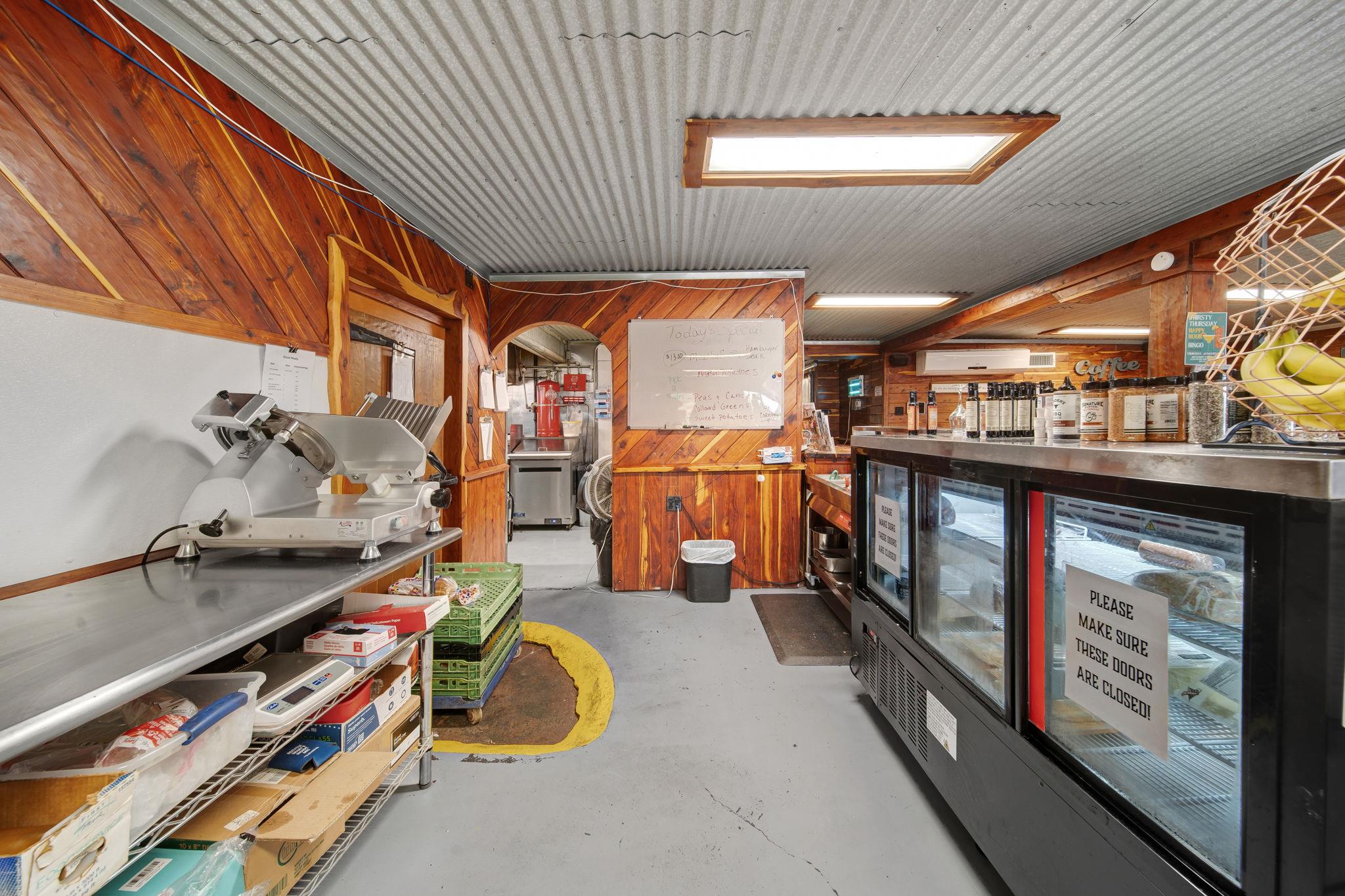 12390 Fm 390 Road W Burton TX 77835