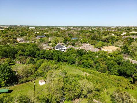 615 Pecan Avenue Round Rock TX 78664