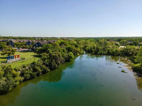 615 Pecan Avenue Round Rock TX 78664
