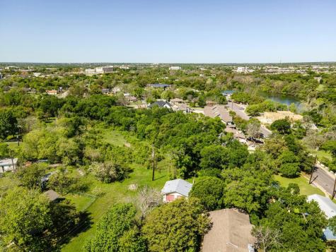 615 Pecan Avenue Round Rock TX 78664