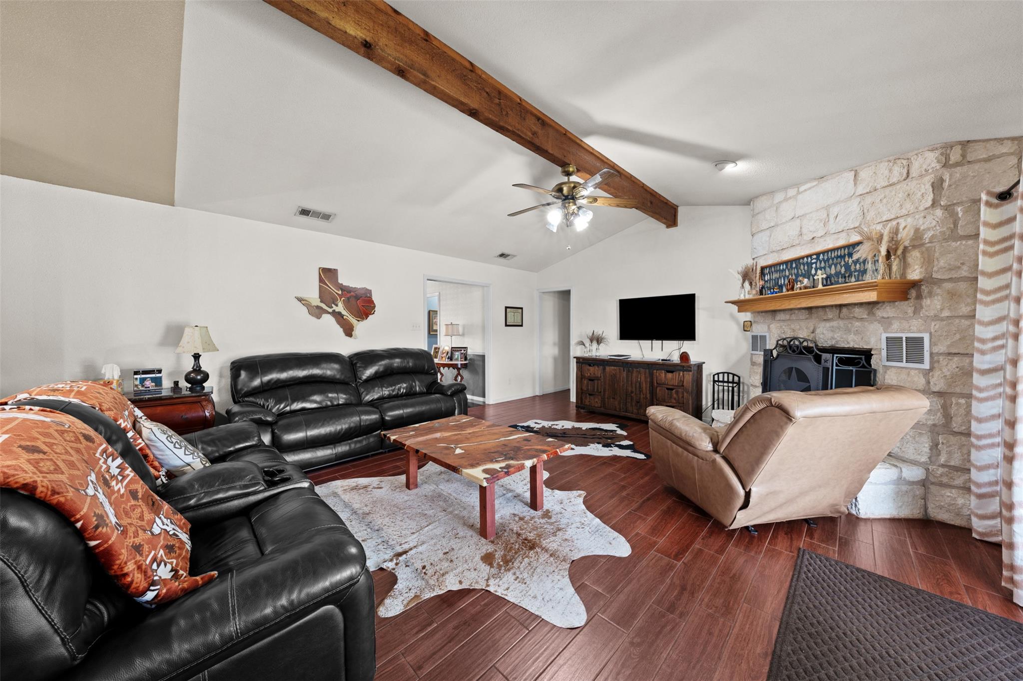 1512 Panther Loop Pflugerville TX 78660