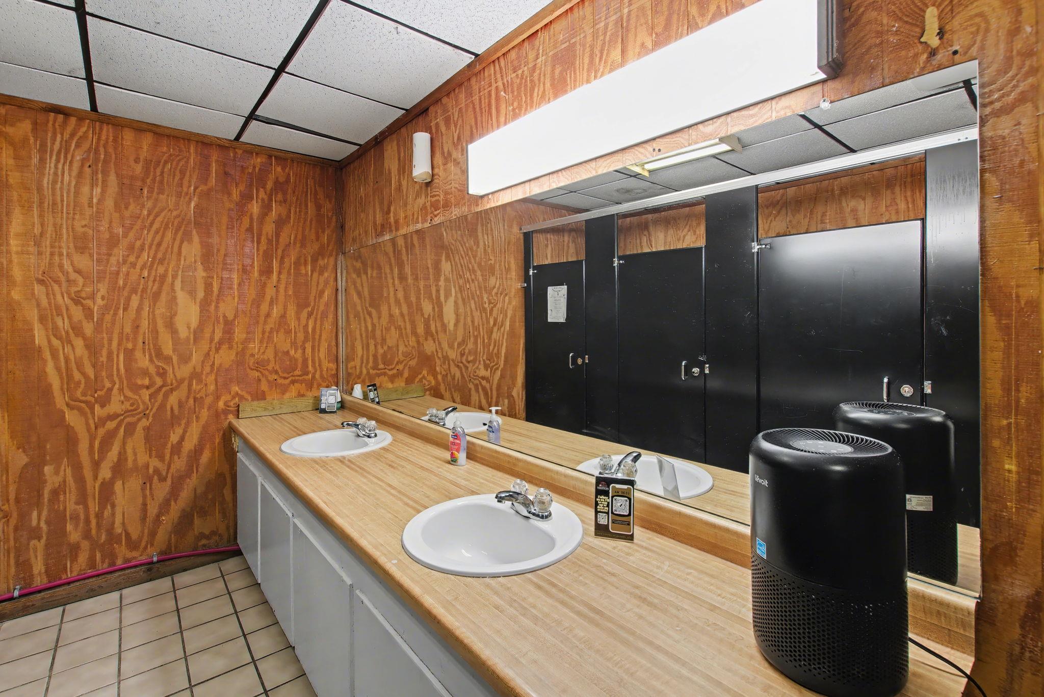 15615 E State Highway 29 Buchanan Dam TX 78609