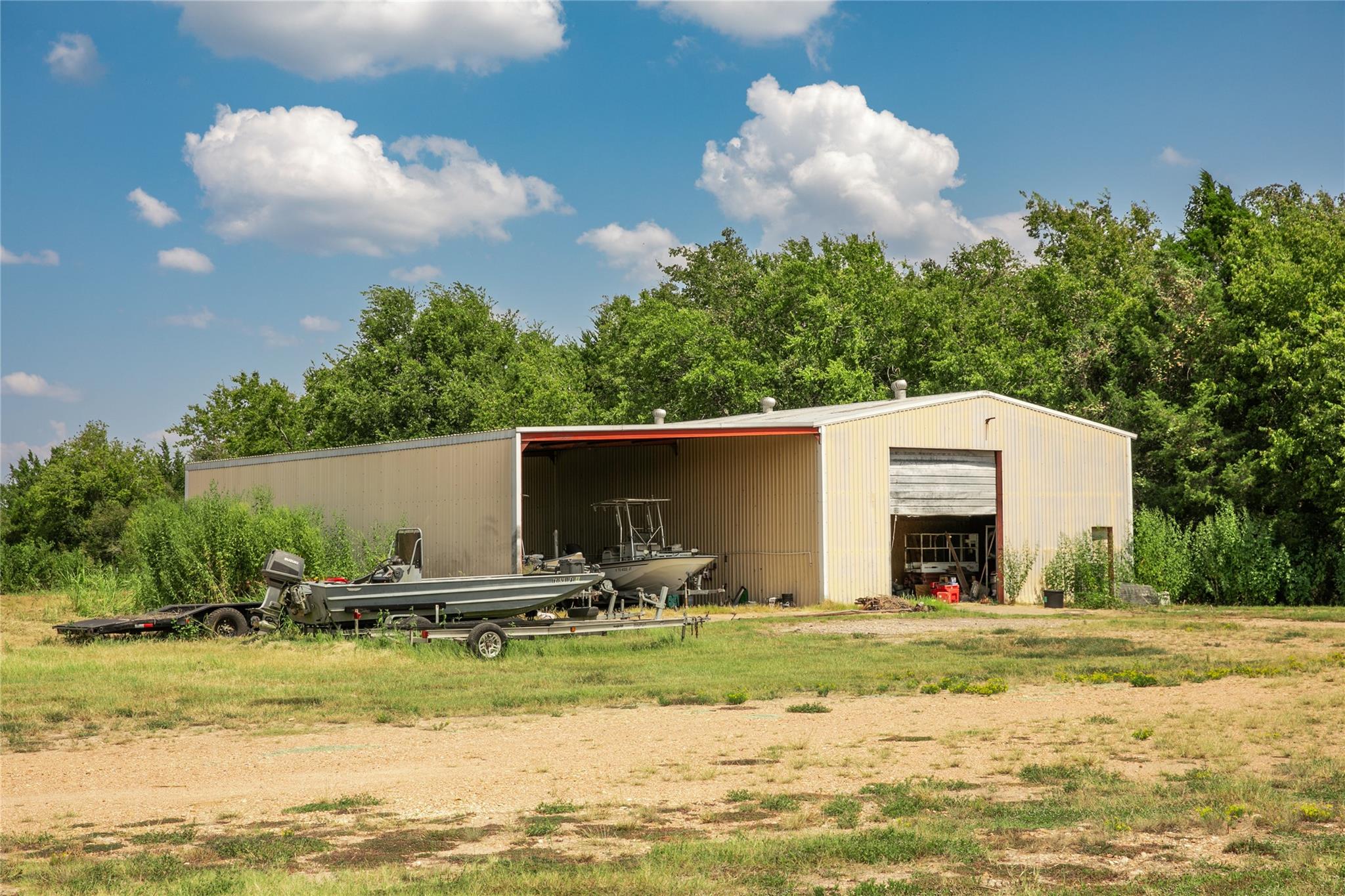 30 Red Tip Lane Brenham TX 77833