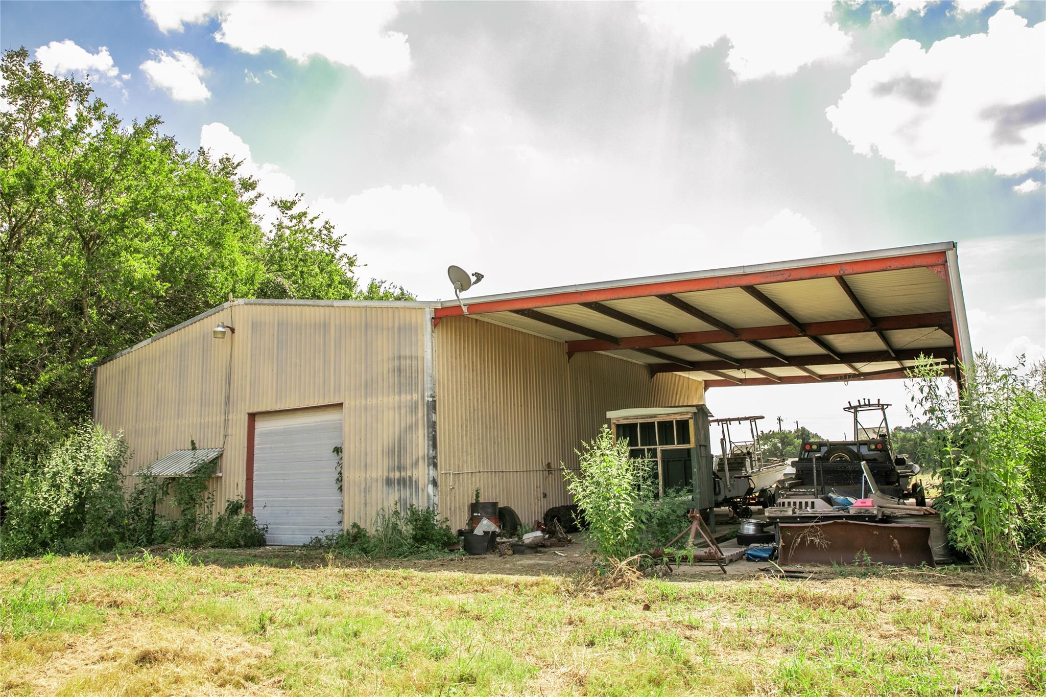 30 Red Tip Lane Brenham TX 77833