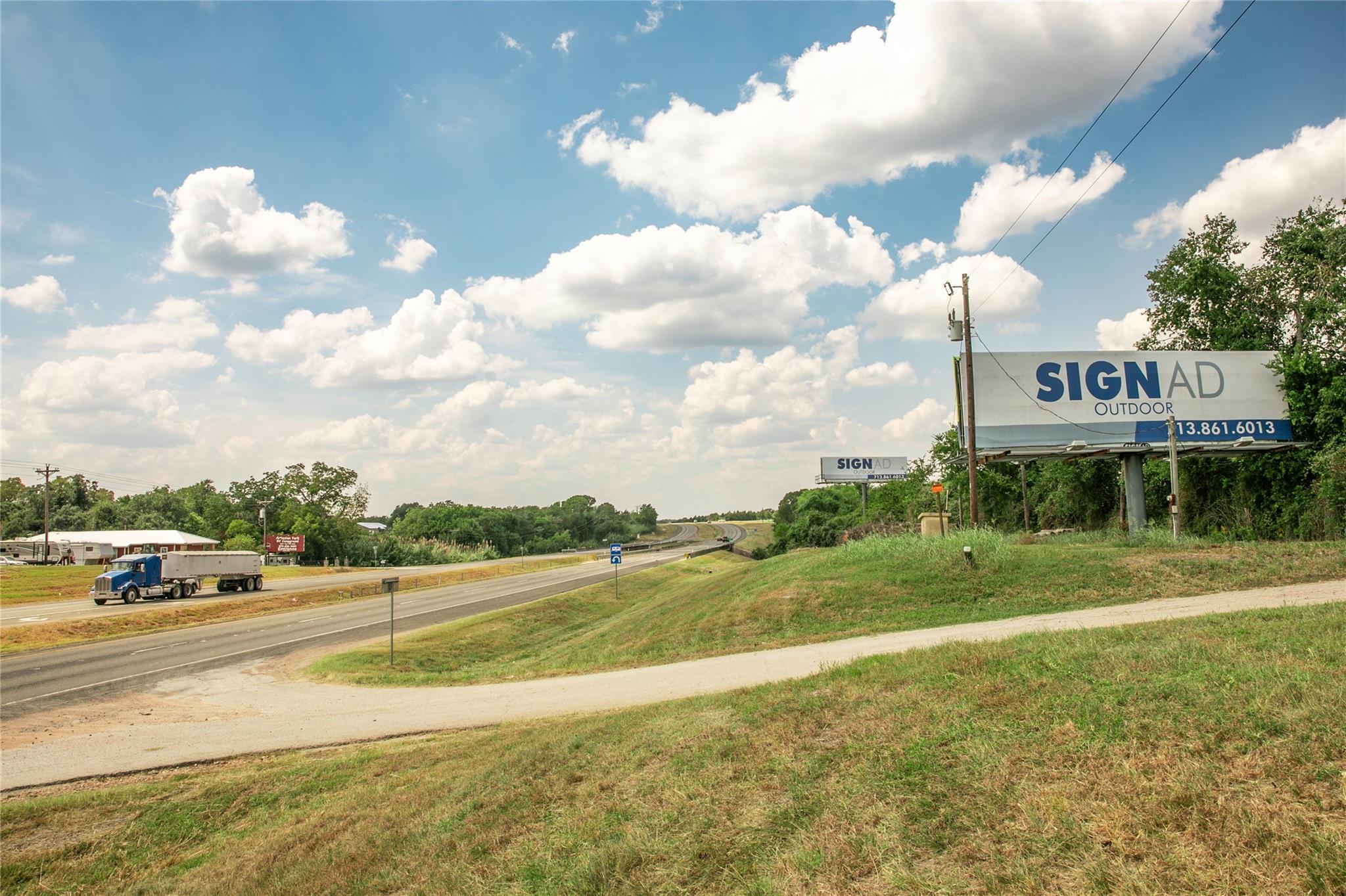 30 Red Tip Lane Brenham TX 77833