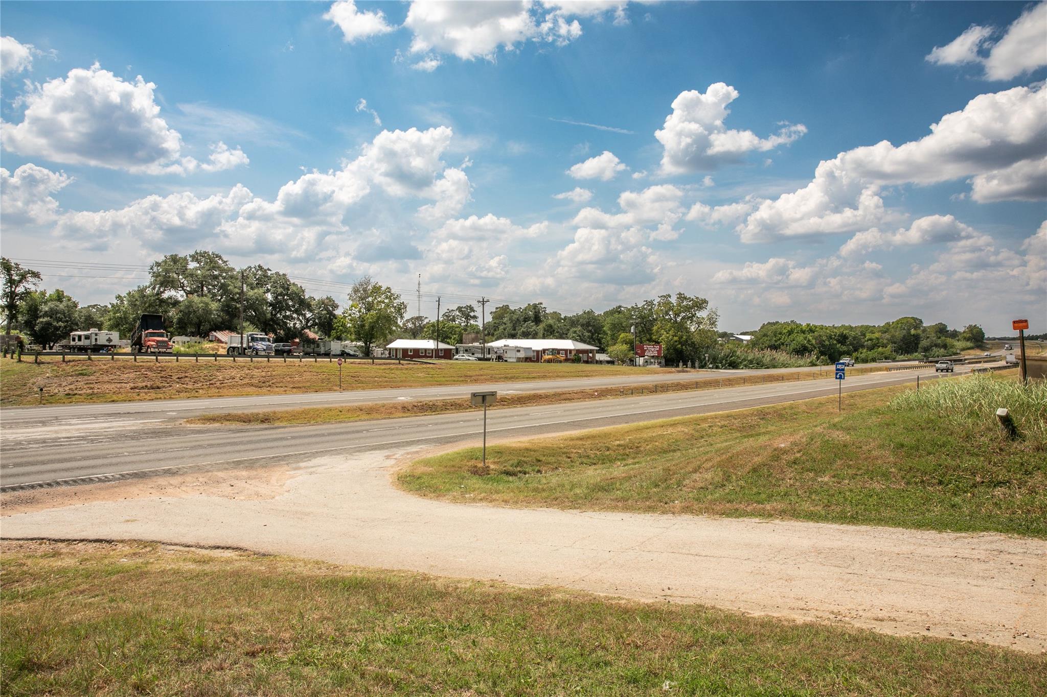 30 Red Tip Lane Brenham TX 77833