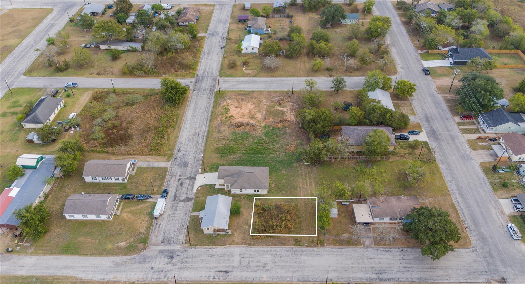 366 N Dallas Street Giddings TX 78942