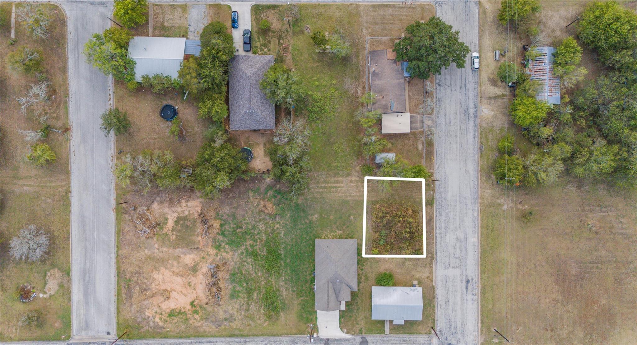 366 N Dallas Street Giddings TX 78942