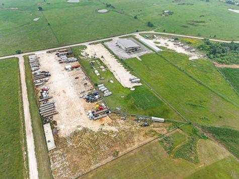 2733 County Road 374 Road Taylor TX 76574