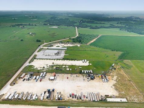 2733 County Road 374 Road Taylor TX 76574
