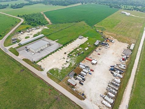 2733 County Road 374 Road Taylor TX 76574