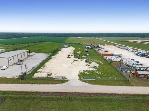 2733 County Road 374 Road Taylor TX 76574