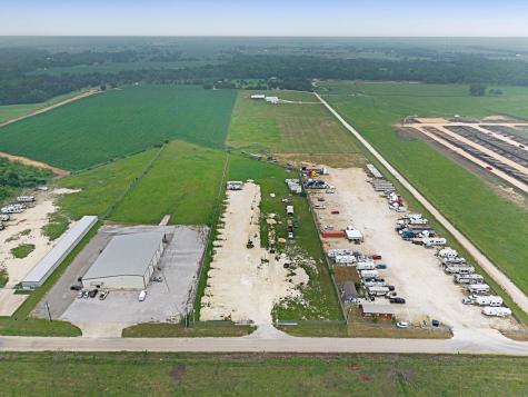 2733 County Road 374 Road Taylor TX 76574