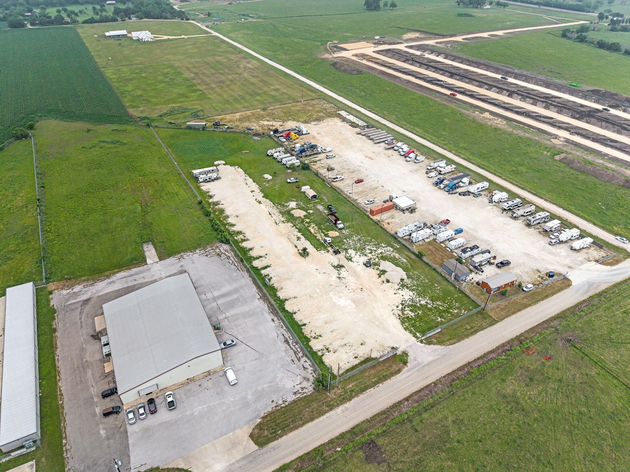 2733 County Road 374 Road Taylor TX 76574