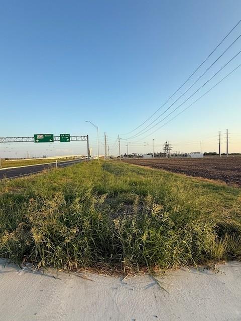 County Road 101 County Road 101 Taylor TX 78634