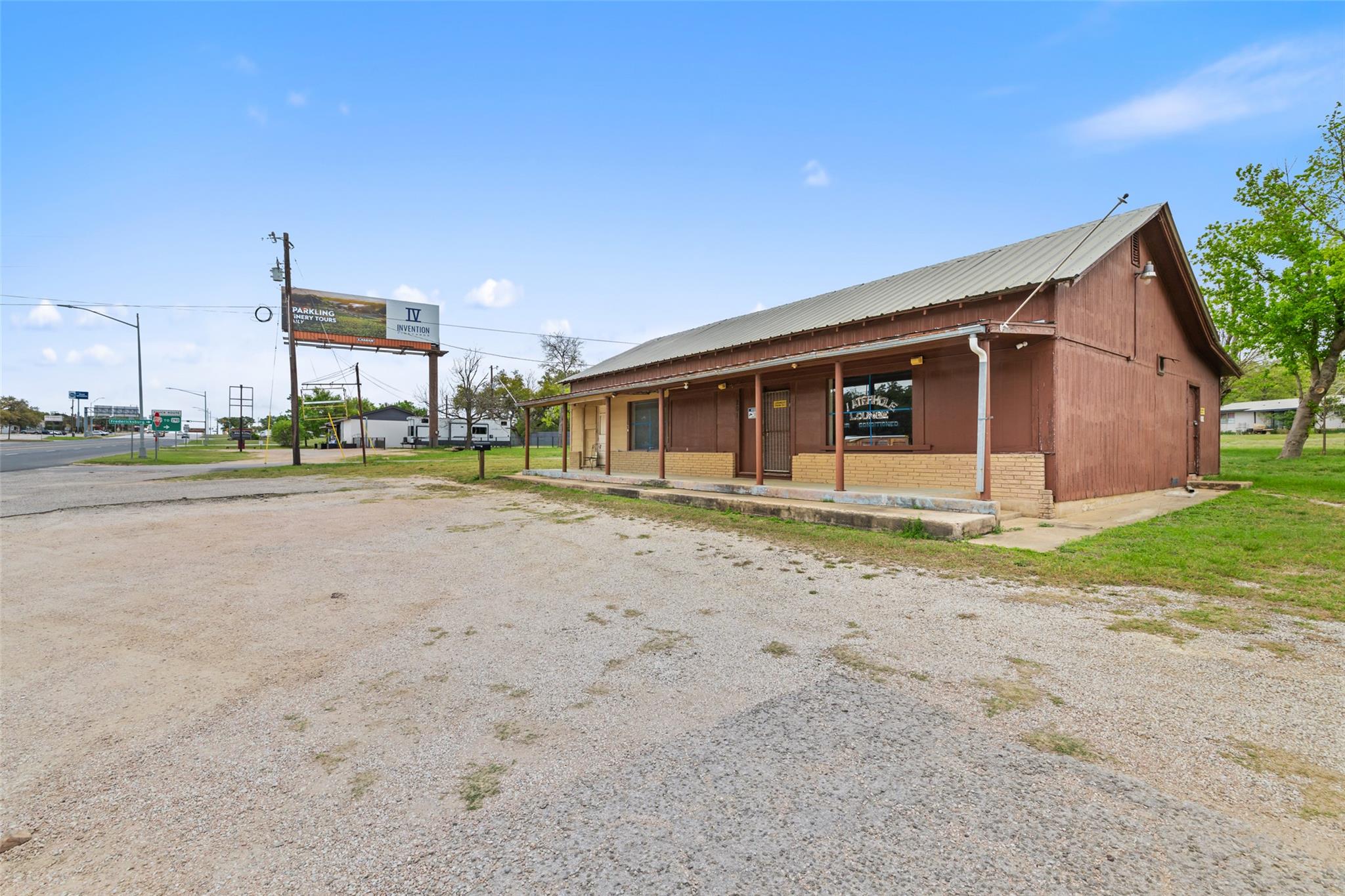 201 N Us Highway 281 Johnson City TX 78636