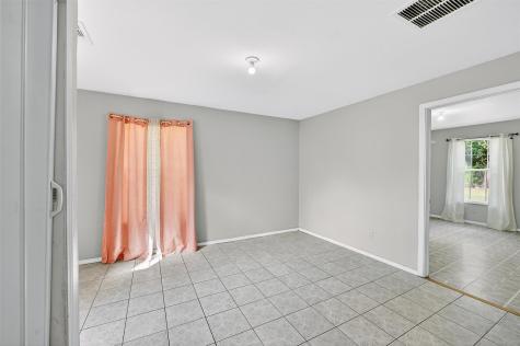 204 Taylor Street Hutto TX 78634