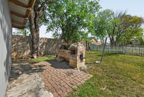 204 Taylor Street Hutto TX 78634