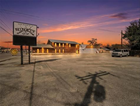 317 N Avenue E Shiner TX 77984