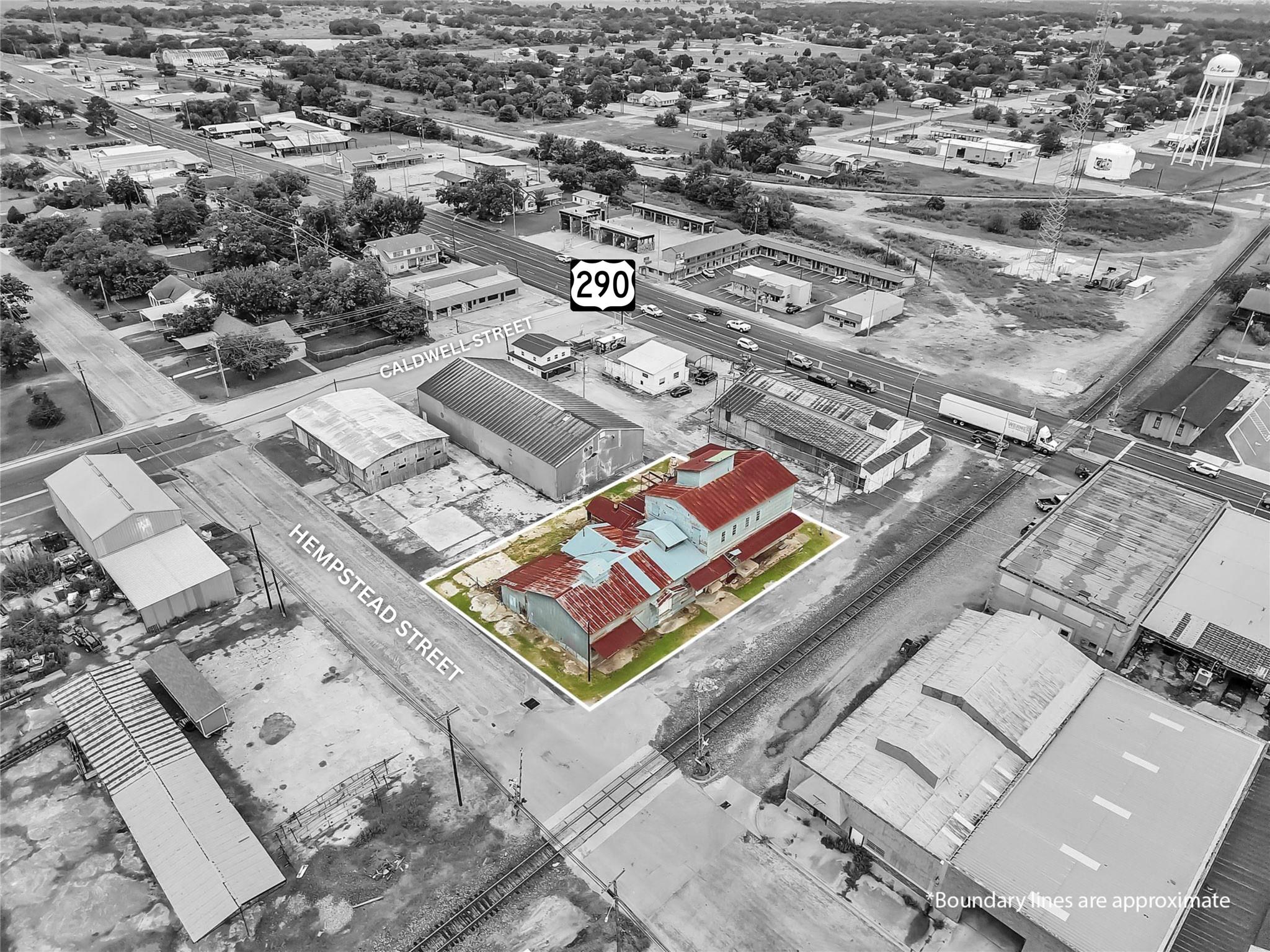 136 S Caldwell-e Street Giddings TX 78942