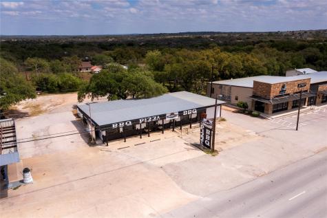 211 S Us Highway 281 Johnson City TX 78636