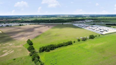 6100 N Interstate 35 - 7 Acres Georgetown TX 78626