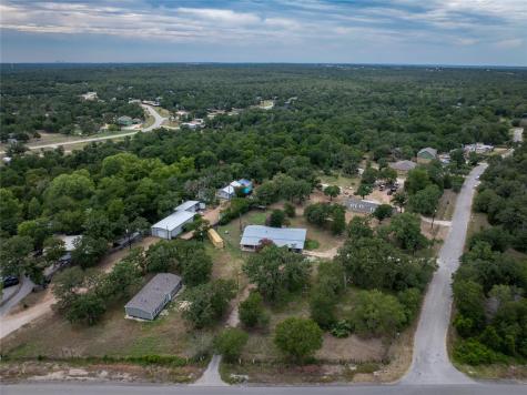 120 Leisure Lane Cedar Creek TX 78612