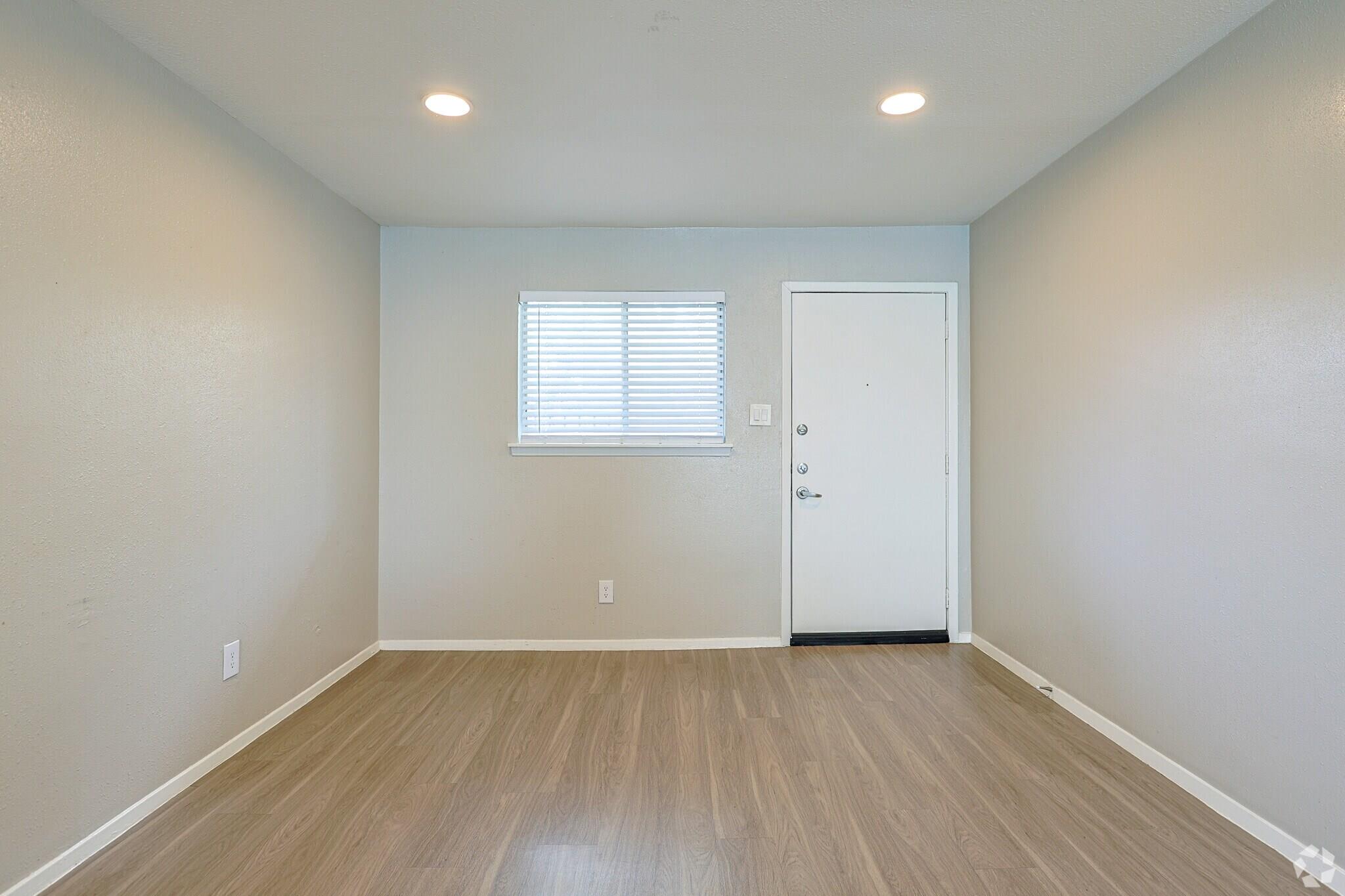 3138 Manor Road Austin TX 78723