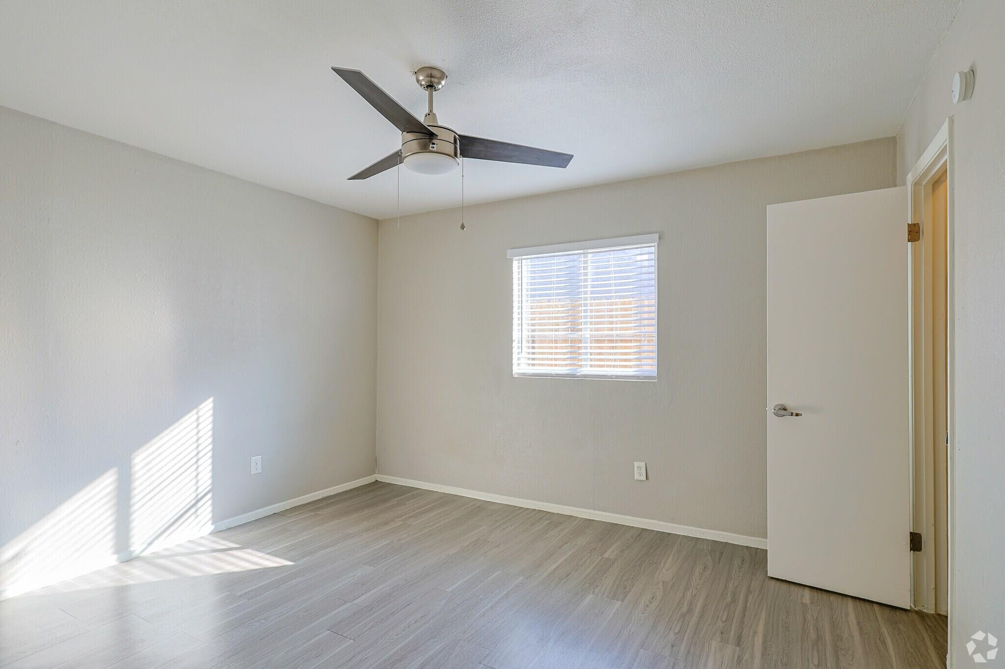 3138 Manor Road Austin TX 78723
