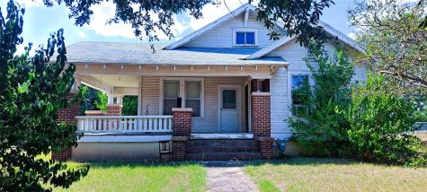 507 Sloan Street Taylor TX 76574