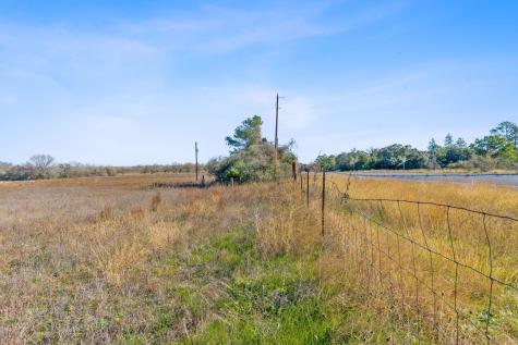 10996 Us Highway 90 W Harwood TX 78632