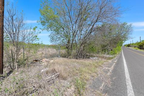 9006 Burklund Farms Road Del Valle TX 78617