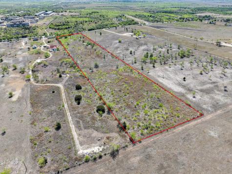 9006 Burklund Farms Road Del Valle TX 78617