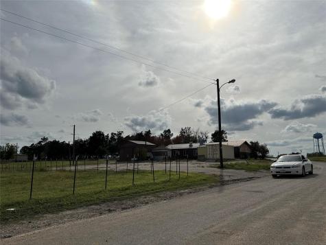 101 SE Mulberry Street Rockdale TX 76567