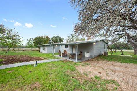 1169 W Us Highway 290 Johnson City TX 78636