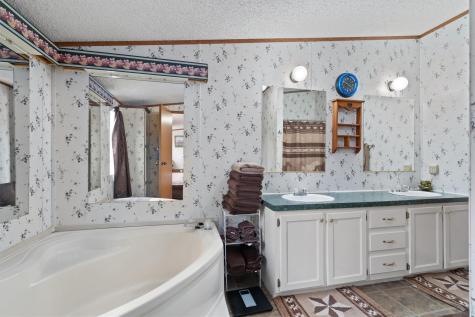 16351 Fm 1660 Taylor TX 76574