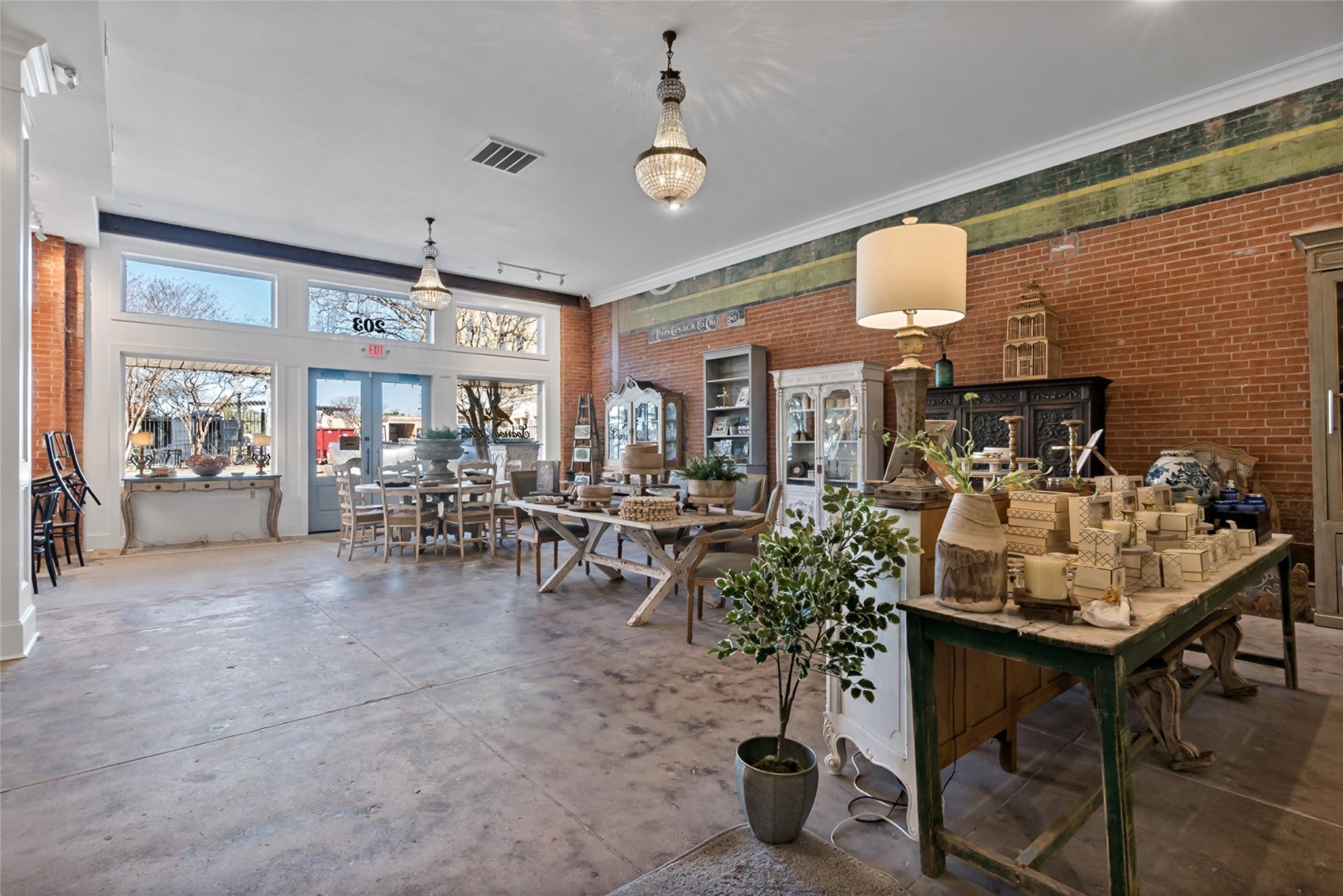 205 S Main Street Bryan TX 77803