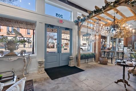 205 S Main Street Bryan TX 77803