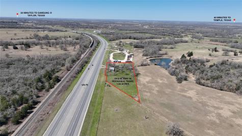 1918 W Us Highway 79 Rockdale TX 76567