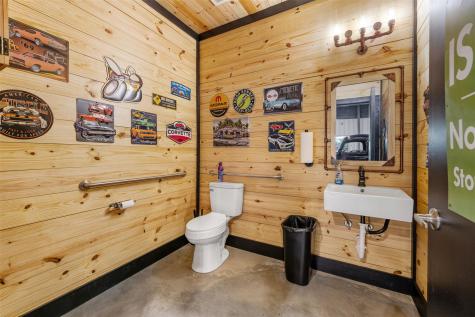 1229 State Highway 36 N Highway Caldwell TX 77836