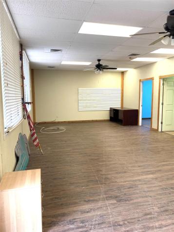 301 Bishop Street Smithville TX 78957