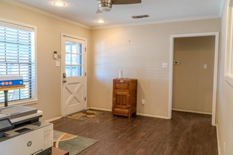 4959 Us Highway 90 Alleyton TX 78935