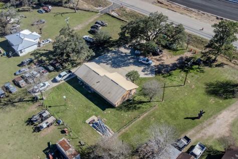 4959 Us Highway 90 Alleyton TX 78935