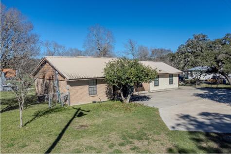 4959 Us Highway 90 Alleyton TX 78935