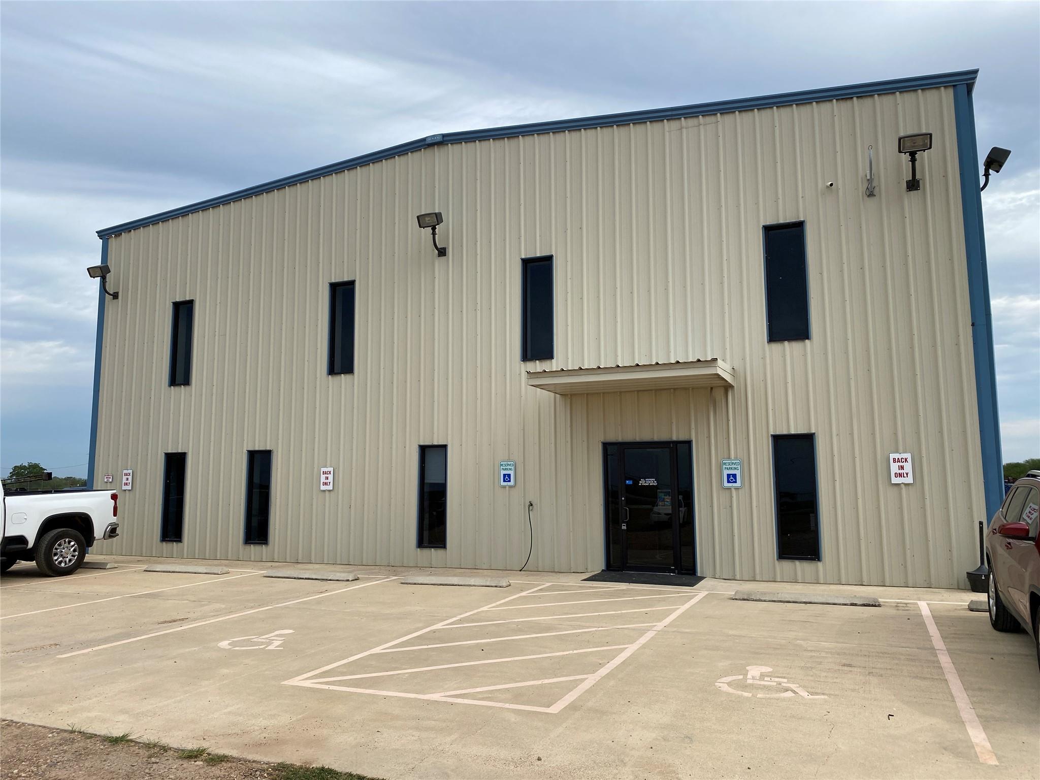 3547 Fm 236 Highway Victoria TX 77905