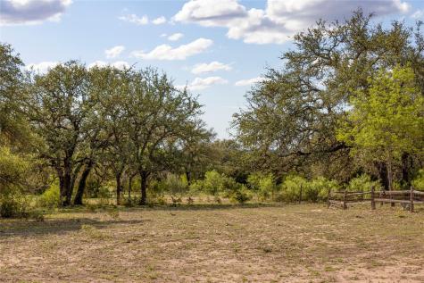 9939 County Road 404 Spicewood TX 78669