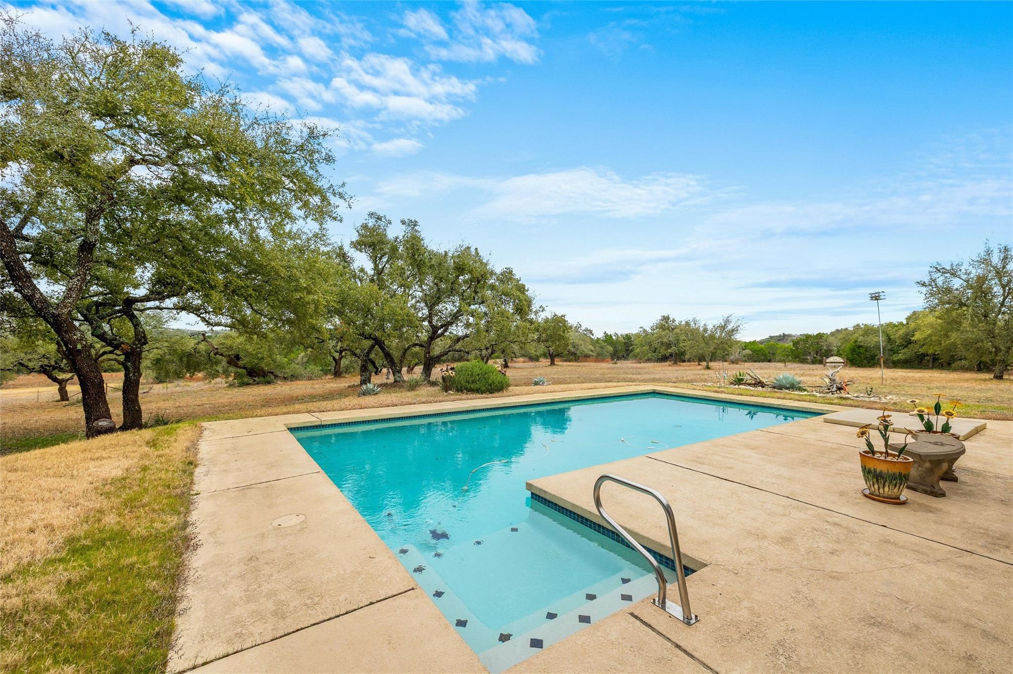 1800 E 290 Highway Dripping Springs TX 78620