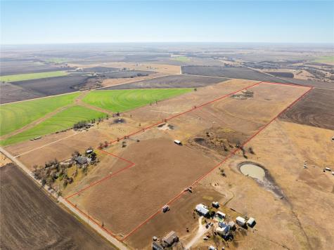 2927 County Road 302 Bartlett TX 76511