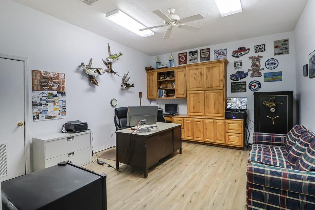 415 State Highway 36 S Highway Caldwell TX 77836