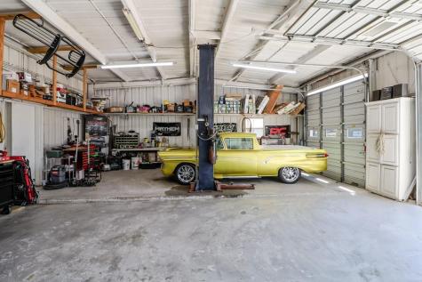 415 State Highway 36 S Highway Caldwell TX 77836